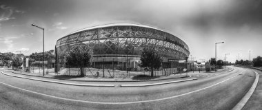 Nice, FRANCE - 16 Ağustos 2019 'da Allianz Riviera Stade de Nice, Cote d' Azur 'un dış görünüşü. Stadyum, OGC Güzel futbol kulübü maçlarına ev sahipliği yapıyor.