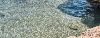 Sharm el Sheikh, Mısır 'daki bir plajdan Kızıl Deniz manzarası