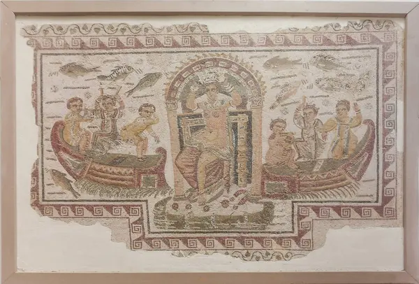 Bardo Ulusal Müzesi Roma mozaiğinin kalıntılarını sergiliyor. Tunus 'taki Bardo Müzesi' nin içinde. Bardo müzesi. Dünyaca ünlü Roma mozaik koleksiyonu ve bir sürü Roma hazinesi barındırıyor. Tunus, Tunus