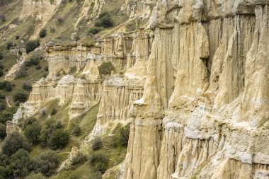 Kula Peri Bacaları, Kula Geopark Manisa, Türkiye 'de. Kuladoccia (Kuladokya) olarak da bilinen Kula Volkanik Geopark).