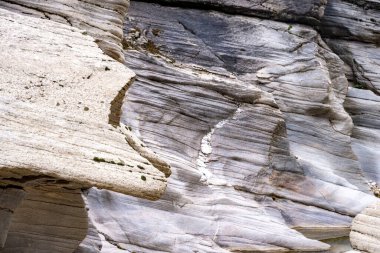 Tasyaran Vadisi Doğal Park Kanyonu 'nun (Tasyaran Vadisi, Kanyonu) kaya oluşumlarının panorama manzarası. Usak (Usak), Türkiye 'de kurulmuş