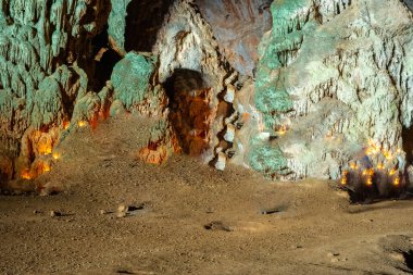 The cave is situated in Killik location of Ahirtas village at Dosemealti  district of Antalya Province.The cave is 633 m long and has two large chambers on the main gallery, which has a clearance. clipart