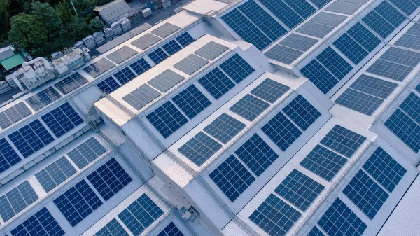Vista Aérea Telhado Solar Fábrica Ambiente Ecológico Células Solares Painel — Fotografia de Stock