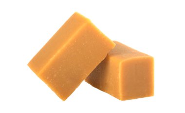 Beyaz arka plan üzerinde izole tatlı Karamel Sos