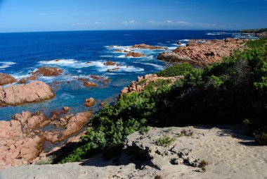 Cala Sarrain ve Cala Faa arasındaki kıyı