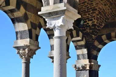 Saccargia 'nın Santissima Bazilikası