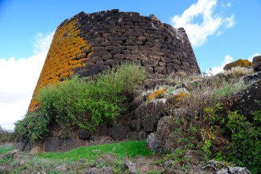 Nuraghe Oes Manzarası