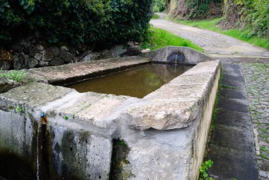 Ortaçağ Rebeccu köyündeki çeşme.