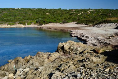 Lu Pultiddollü plajı manzarası