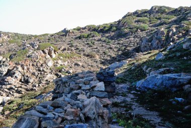 Lu Pultiddolle La Niculina arasındaki kıyıda.