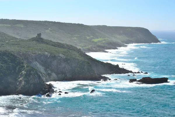 塔の間の海岸 Ischia RujaとFoghe — ストック写真