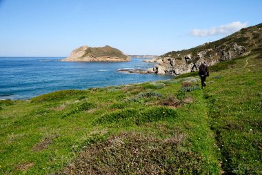 Nurra kıyıları Cala Unia ve Isola dei Porri arasında