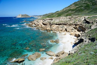 Nurra sahili, Cala Unia plajı.