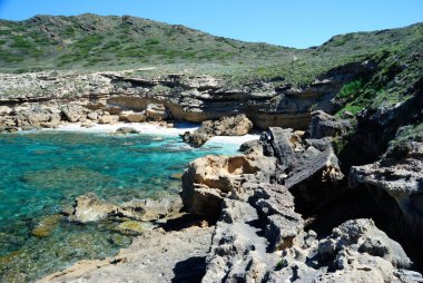 Nurra sahili, Cala Unia plajı.