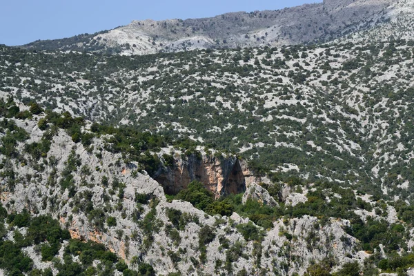 Path Cuile Sas Traes View Monte Tiscali Its Sinkhole — Stock Photo, Image