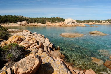 Poltu Abe 'den Capo Ceraso' ya kadar, Olbia sahilinin manzarası.
