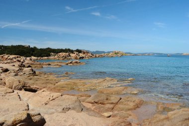 Poltu Abe 'den Capo Ceraso' ya kadar, Olbia sahilinin manzarası.