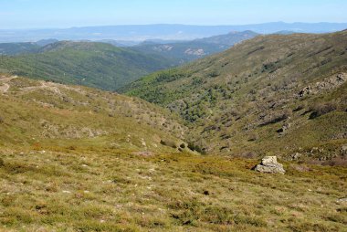 Gennargentu dağlarındaki Punta La Marmora yolundan panoramik manzara