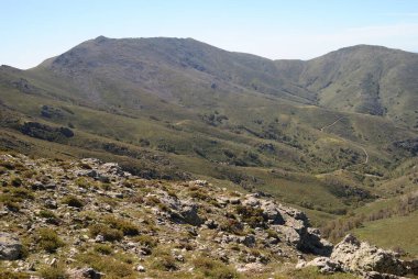 Gennargentu dağlarındaki Punta La Marmora yolundan panoramik manzara