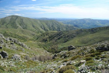 Gennargentu dağlarındaki Punta La Marmora yolundan panoramik manzara