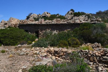 Candeo 'nun terk edilmiş askeri tahkimatları