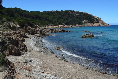 Monti Russu yakınlarındaki Aglientu kıyısında.