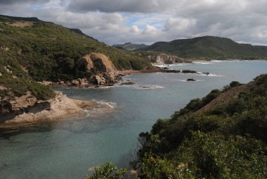 Cumpoltitu plajı yakınlarındaki Bosa kıyısında.