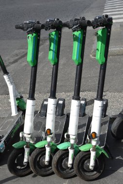 Elektrikli scooter fotoğrafı, Roma, İtalya..