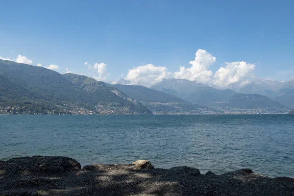 Lago Como Vista Panorámica Del Lago Día Verano Italia Europa —  Fotos de Stock
