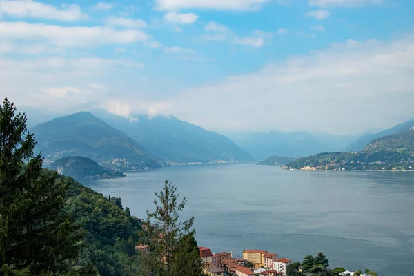 Озеро Комо Панорамный Вид Озеро Летний День Италия Европа — стоковое фото