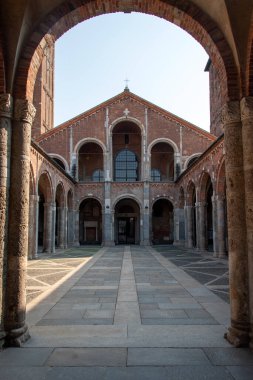 Sant 'Ambrogio Bazilikası, Milano, İtalya, Avrupa' daki antik kilise