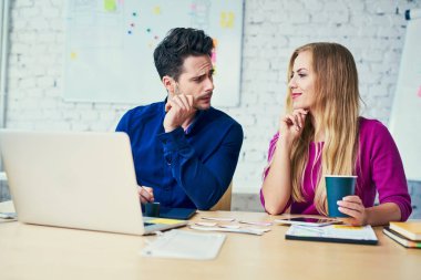 Ağ geliştiricileri ofiste startup tasarımına küfrediyor