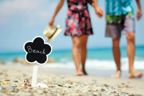 Happy Couple Seaside Vacation Travel Weekend — Fotografia de Stock