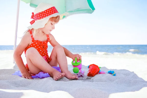Happy Baby Girl Sea Summer Nature — Stock Photo, Image