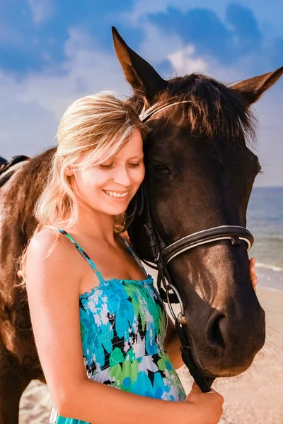 Happy Pregnant Woman Horse Beach Summer Nature — Stock Photo, Image