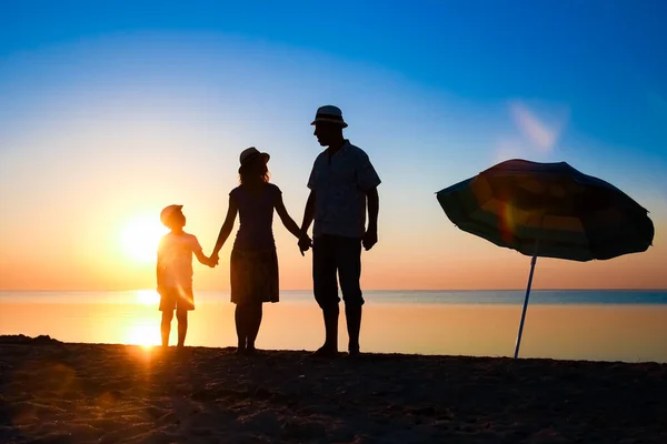 Happy Family Sea Sunset Travel Silhouette Nature — Stock Photo, Image