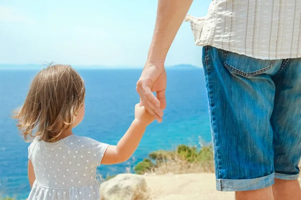 Hands Happy Parents Children Sea Travel Background Greece — Stock Photo, Image