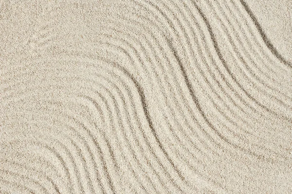 海の旅を背景に砂の上を描き — ストック写真
