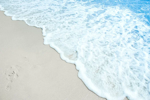 Όμορφη Θάλασσα Και Άμμος Στην Ακτή Διακοπές Ταξίδι Φόντο — Φωτογραφία Αρχείου
