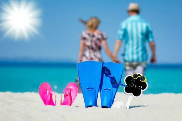Happy Couple Seaside Vacation Travel Weekend – stockfoto
