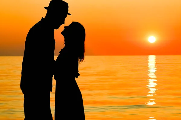Happy Couple Sea Nature Silhouette Weekend Travel — Stock Photo, Image
