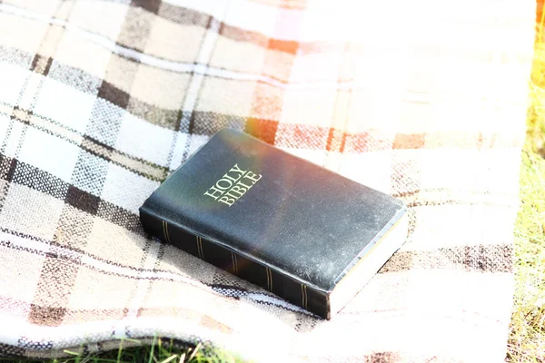 Book Bible Nature Concept Christianity — Stock Photo, Image