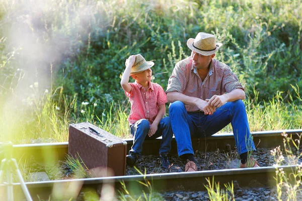 Far Och Son Cowboys Koncept Lycka Tillsammans — Stockfoto