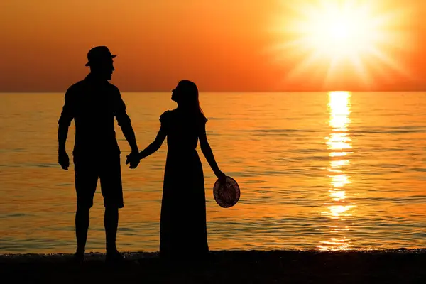 Happy Couple Sea Nature Silhouette Weekend Travel — Stock Photo, Image