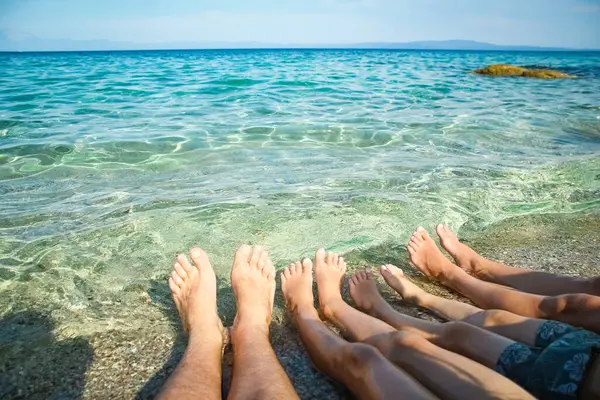 Красиві Ноги Піску Біля Моря Стокове Фото