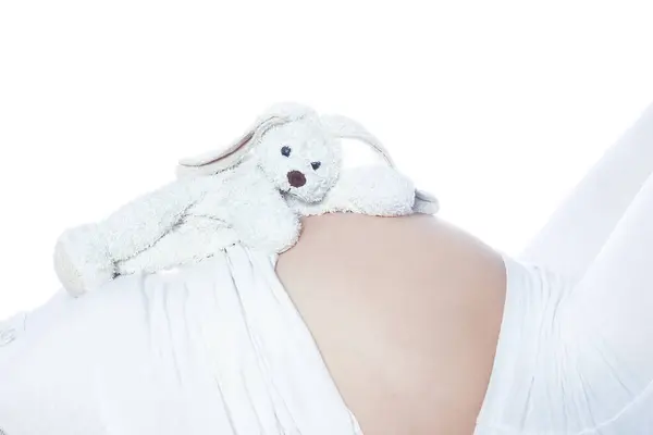 Счастливая Беременная Девушка Лежит Белом Фоне Стоковая Картинка