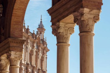  İspanya 'nın Sevilla kentindeki İspanyol meydanında mimari