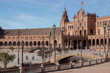 İspanya 'nın Sevilla kentindeki İspanyol meydanında mimari