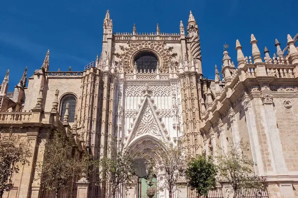Außenarchitektur Der Kathedrale Sevilla Spanien — Stockfoto