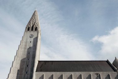 İzlanda 'daki Hallgrmskirkja Kilisesi' nin iç cephesi. 